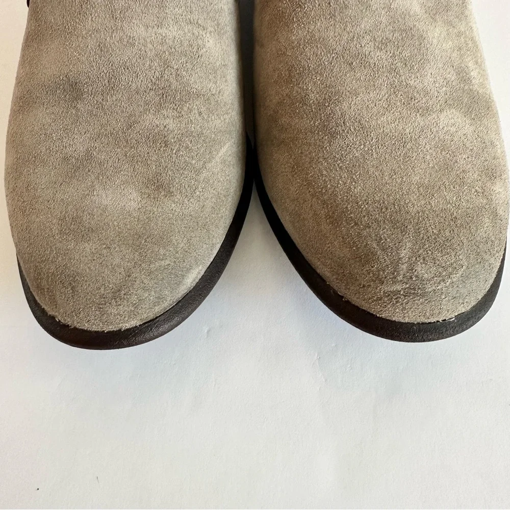 Sofft womens suede